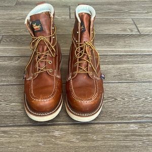 Men’s Thorogood work boots size 10.5